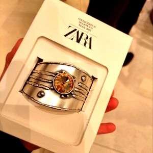 🪷ZARA glistening gem Cuff